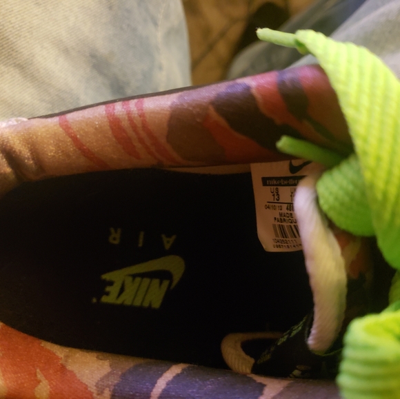 Air force 1s - Picture 4 of 7